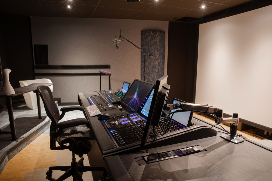 Studio d'enregistrement design à domicile avec traitement acoustique